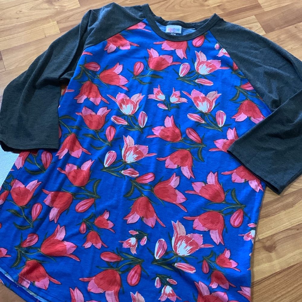 LuLaRoe 2xl Shirt